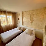 360 Sea View Beachfront 2 Bedrooms *