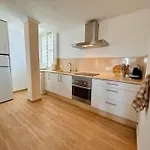 360 Sea View Beachfront 2 Bedrooms Apartment *